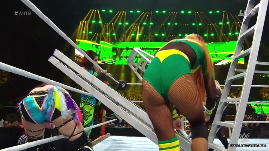 Womens_MITB_mp40805.jpg
