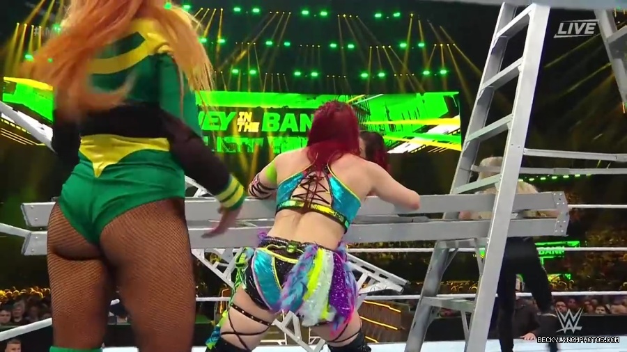 Womens_MITB_mp40811.jpg