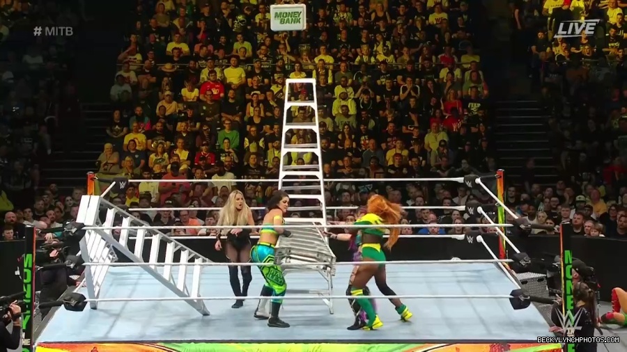 Womens_MITB_mp40812.jpg