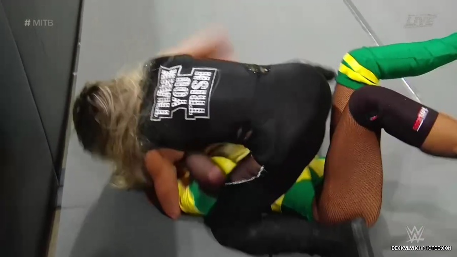 Womens_MITB_mp40863.jpg