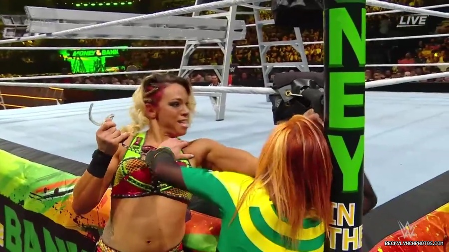 Womens_MITB_mp40887.jpg