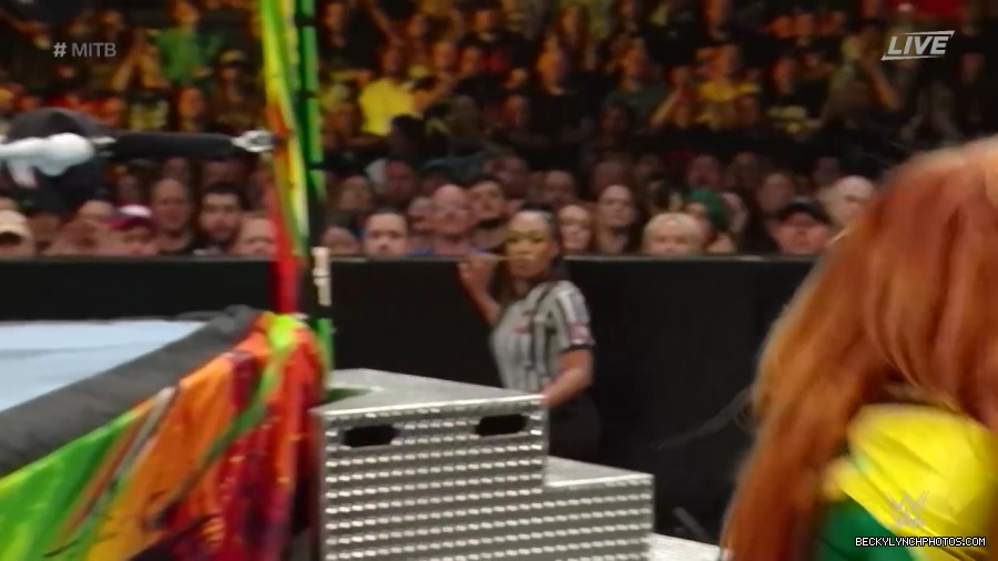Womens_MITB_mp40906.jpg