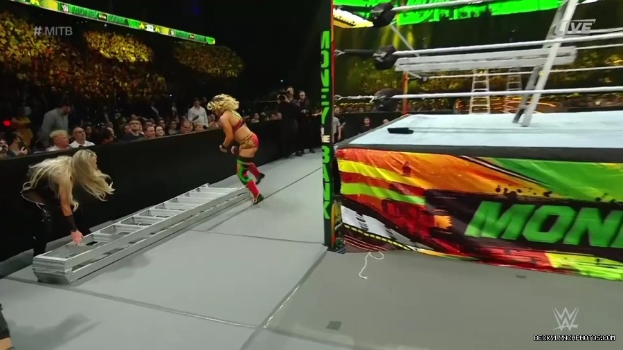 Womens_MITB_mp40923.jpg