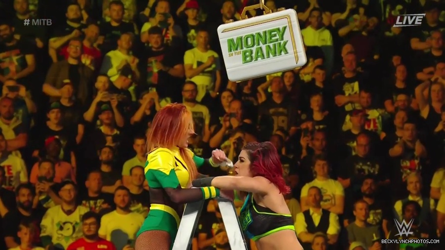 Womens_MITB_mp41137.jpg