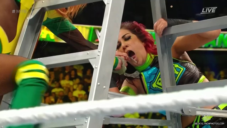 Womens_MITB_mp41147.jpg