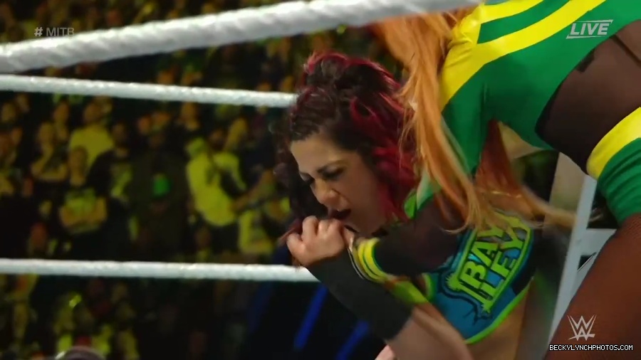 Womens_MITB_mp41150.jpg