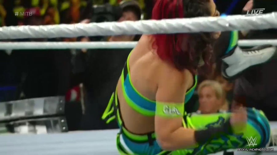 Womens_MITB_mp41151.jpg