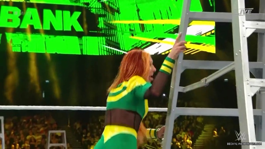 Womens_MITB_mp41155.jpg