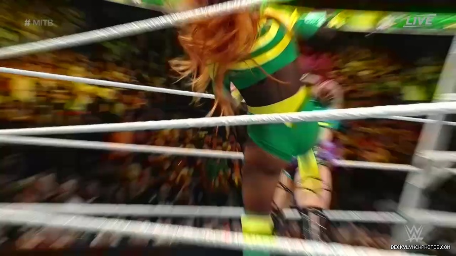 Womens_MITB_mp41168.jpg