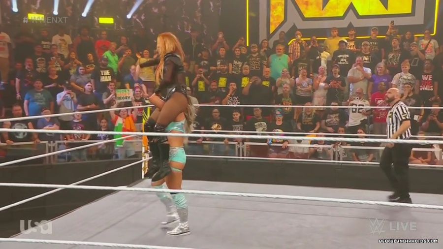 NXT_September_12th_mp41505.jpg