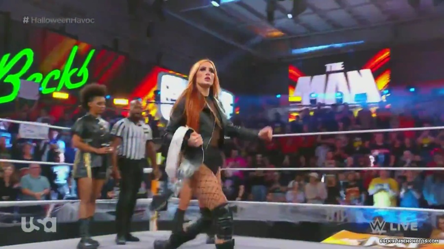 Halloween_Havoc_Main_Event_mp41240.jpg
