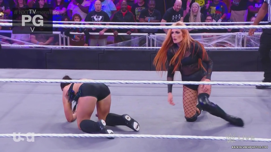 Halloween_Havoc_Main_Event_mp41499.jpg