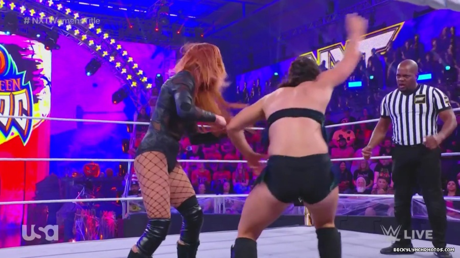Halloween_Havoc_Main_Event_mp41619.jpg