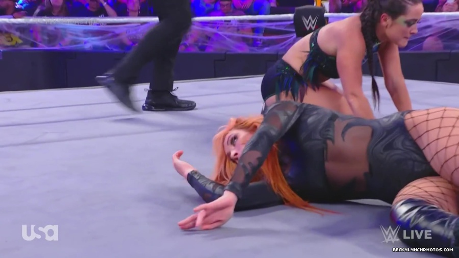 Halloween_Havoc_Main_Event_mp41656.jpg