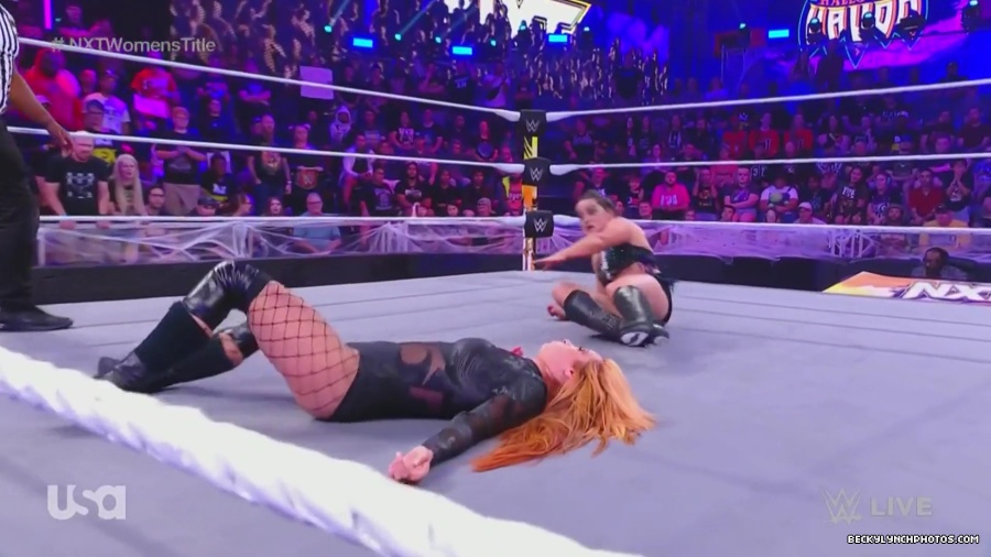 Halloween_Havoc_Main_Event_mp41835.jpg