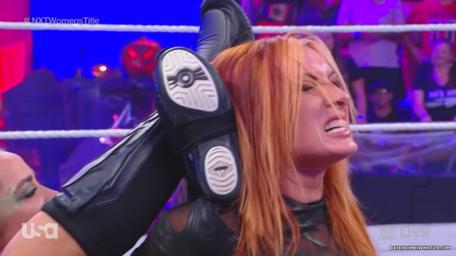 Halloween_Havoc_Main_Event_mp41955.jpg