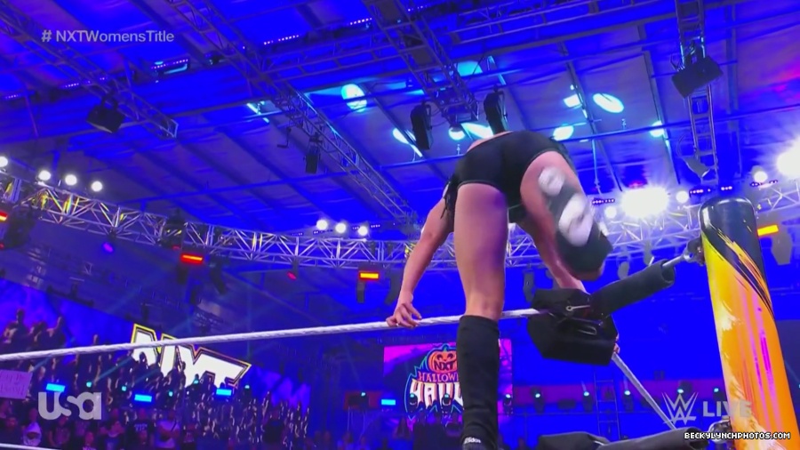 Halloween_Havoc_Main_Event_mp42081.jpg