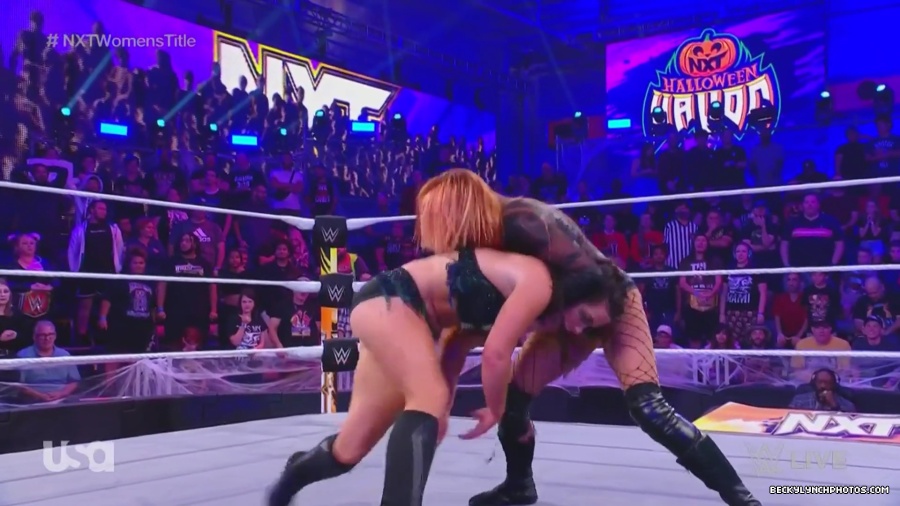 Halloween_Havoc_Main_Event_mp42243.jpg