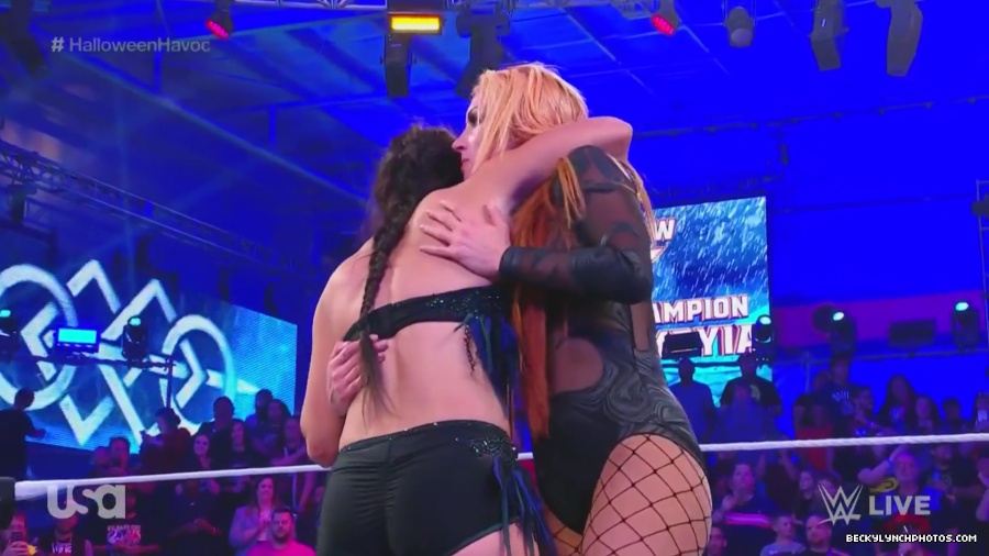 Halloween_Havoc_Main_Event_mp42378.jpg