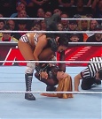 Women_RAW_mp41718.jpg