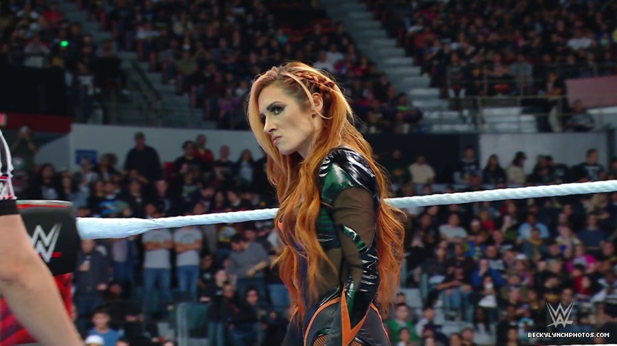 WWE_Raw_01_01_24_Becky_vs_Nia_mp40128.jpg