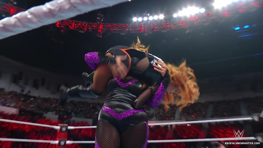 WWE_Raw_01_01_24_Becky_vs_Nia_mp40176.jpg