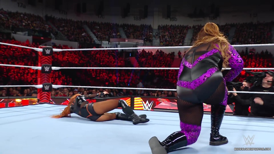 WWE_Raw_01_01_24_Becky_vs_Nia_mp40220.jpg
