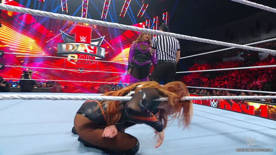 WWE_Raw_01_01_24_Becky_vs_Nia_mp40232.jpg