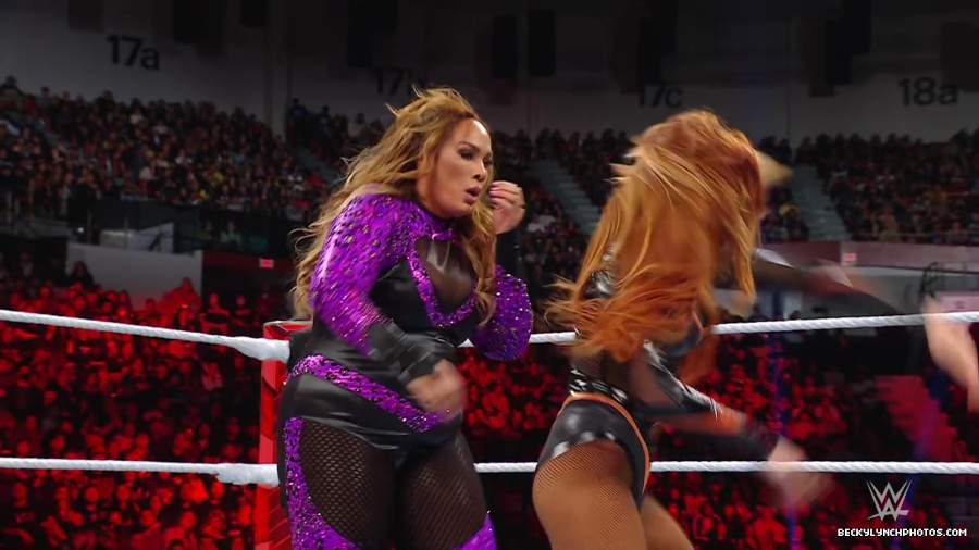 WWE_Raw_01_01_24_Becky_vs_Nia_mp40266.jpg
