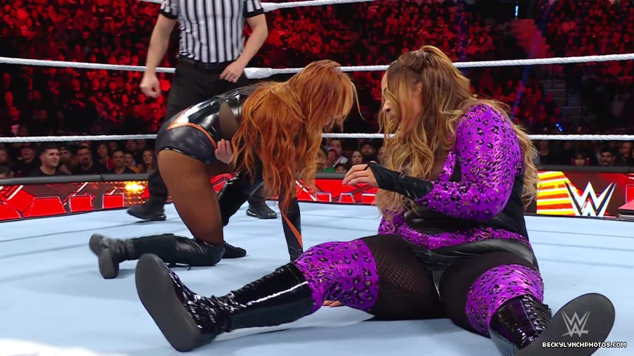 WWE_Raw_01_01_24_Becky_vs_Nia_mp40282.jpg