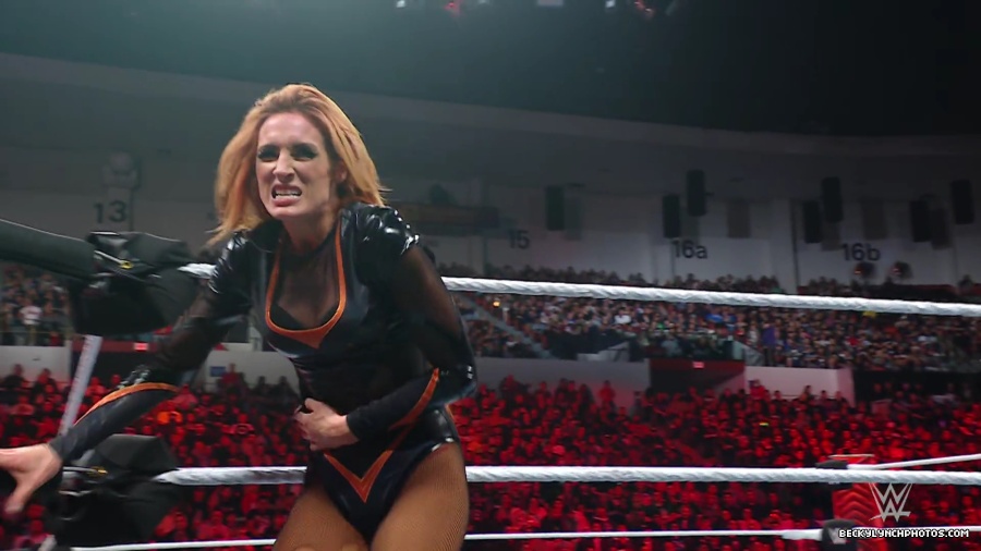 WWE_Raw_01_01_24_Becky_vs_Nia_mp40409.jpg