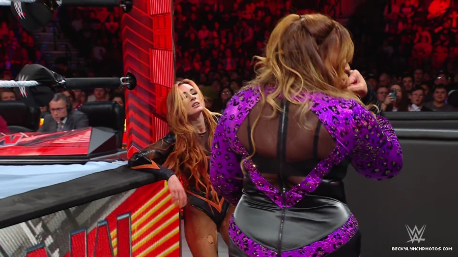 WWE_Raw_01_01_24_Becky_vs_Nia_mp40416.jpg