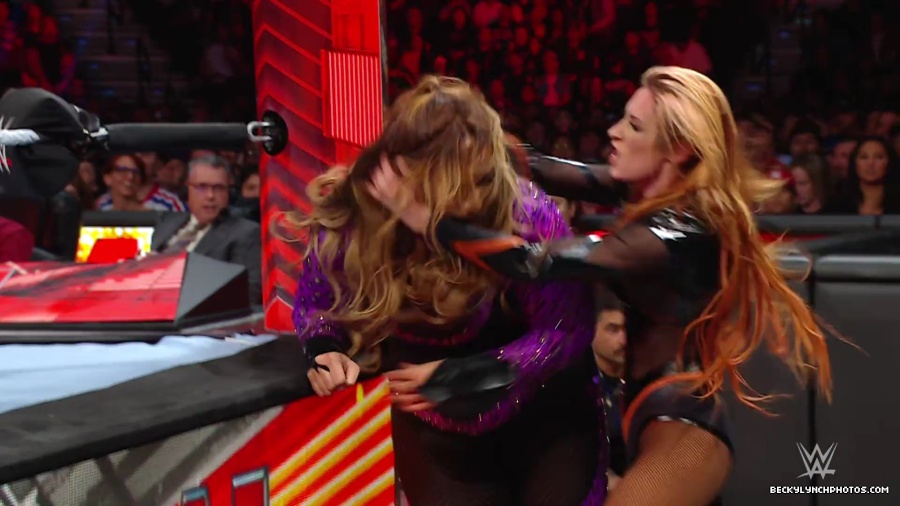 WWE_Raw_01_01_24_Becky_vs_Nia_mp40423.jpg