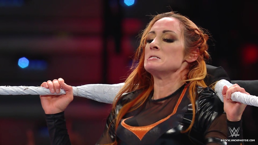 WWE_Raw_01_01_24_Becky_vs_Nia_mp40459.jpg