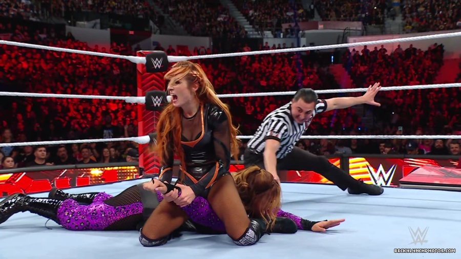 WWE_Raw_01_01_24_Becky_vs_Nia_mp40480.jpg