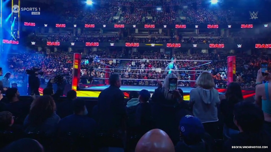 WWE00114.jpg