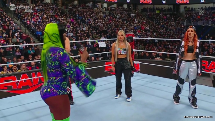 WWE01011.jpg