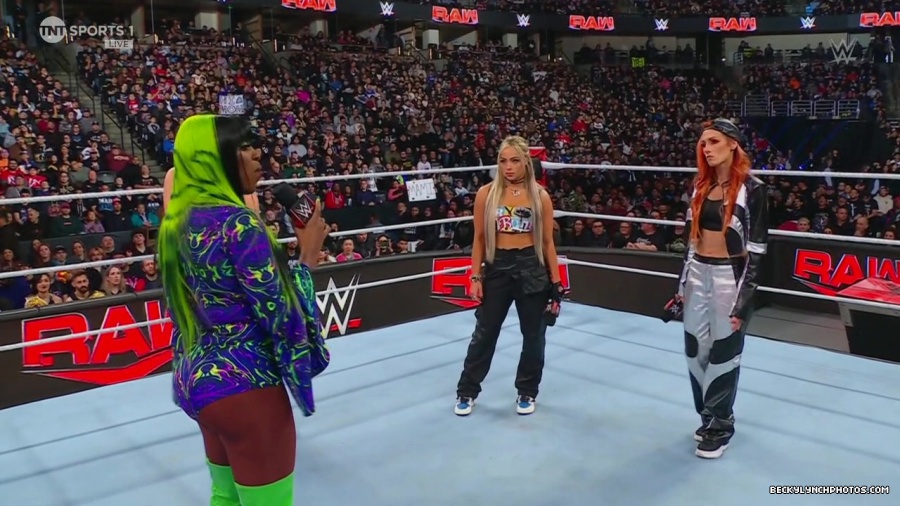 WWE01016.jpg