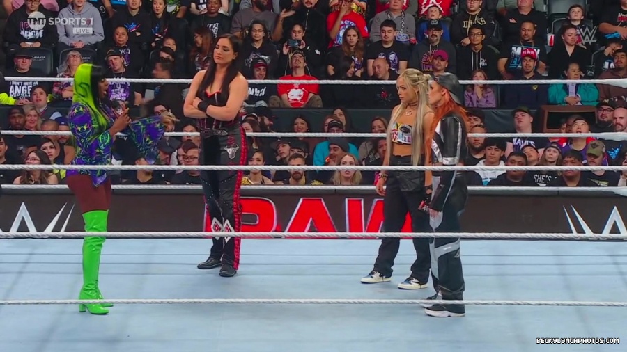 WWE01018.jpg