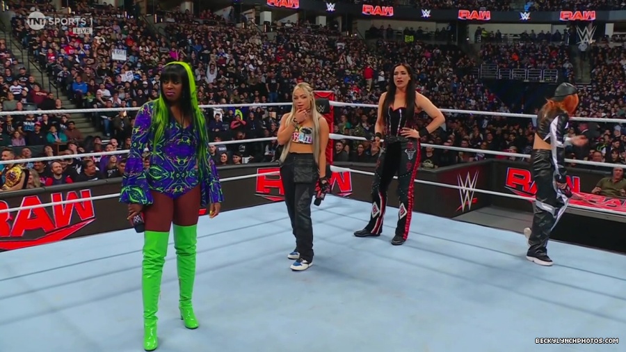 WWE01055.jpg