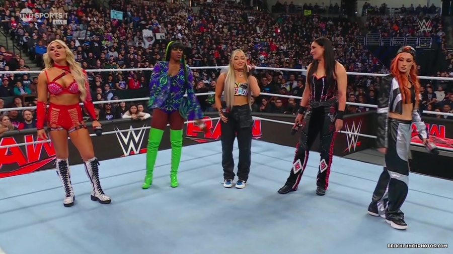 WWE01279.jpg