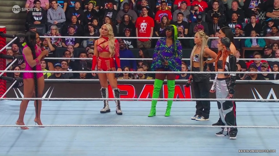 WWE01289.jpg