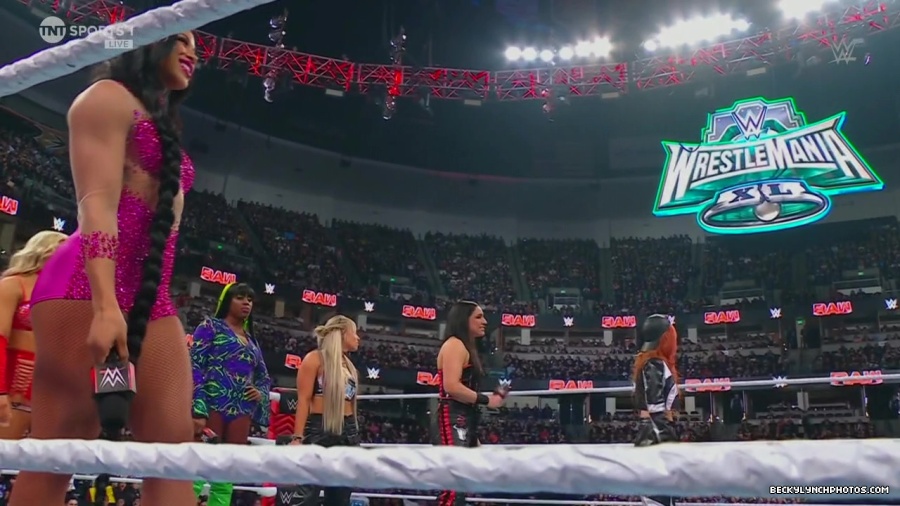 WWE01369.jpg