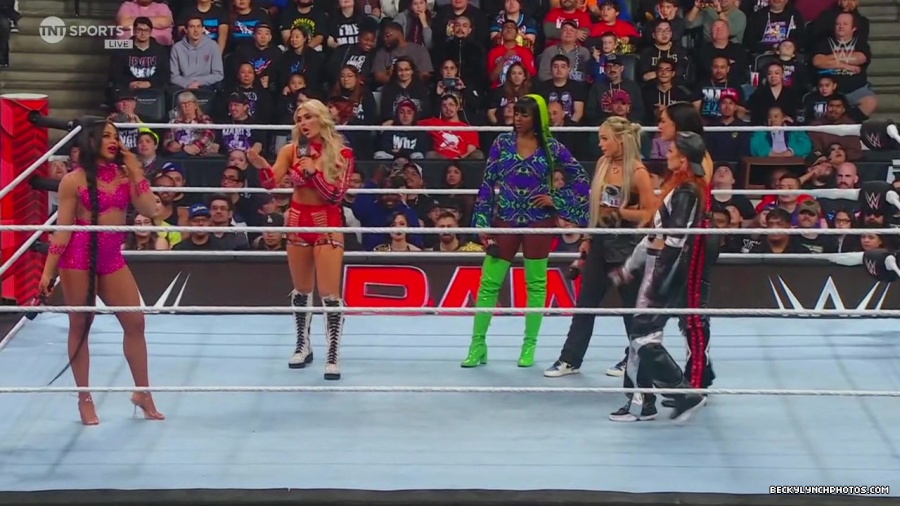 WWE01375.jpg