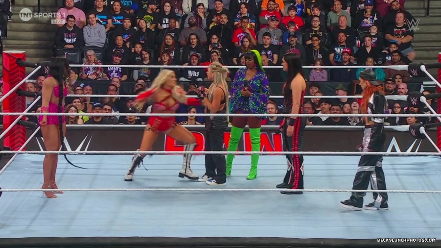 WWE01429.jpg