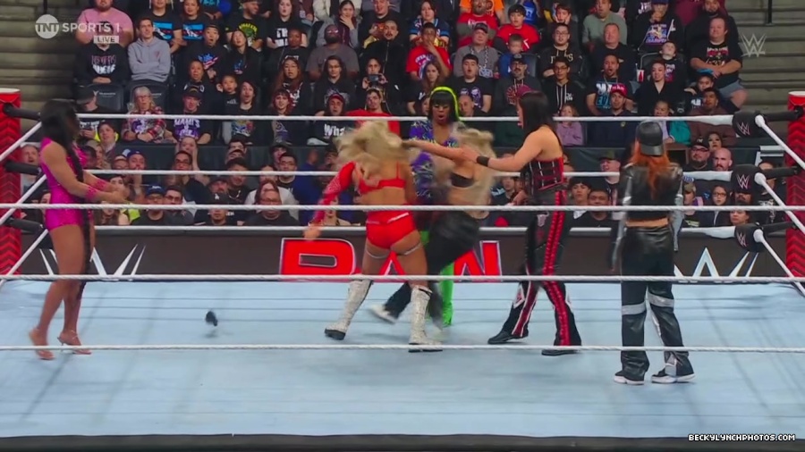 WWE01430.jpg