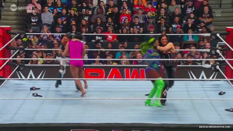 WWE01447.jpg