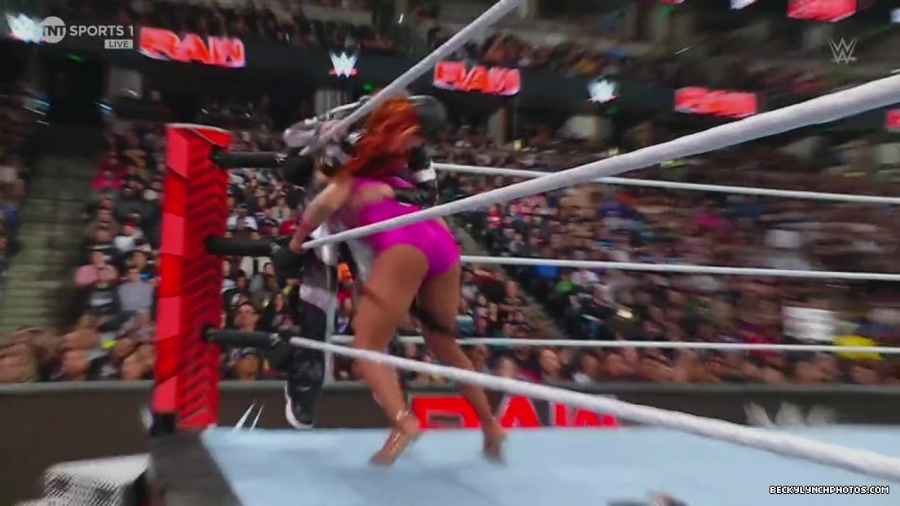 WWE01452.jpg