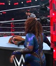 Women_RAW_mp410077.jpg