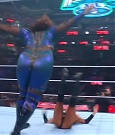 Women_RAW_mp49661.jpg